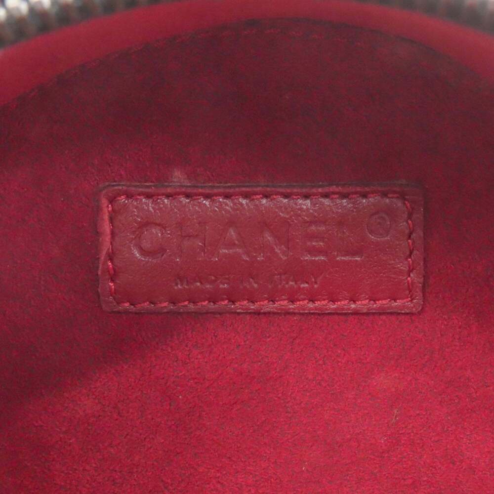 CHANEL Black Logo Shoulder Bag - Picture 6 of 16